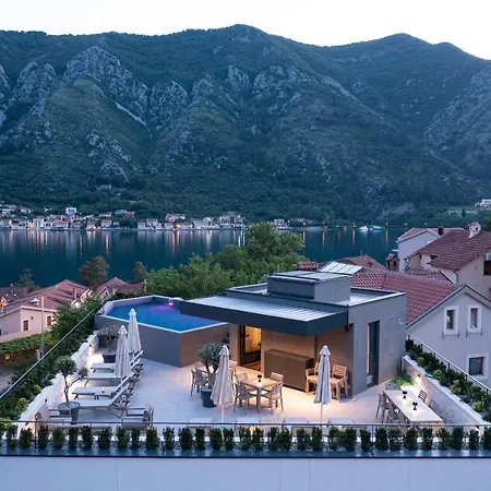 C Group Apartments Kotor Exterior photo
