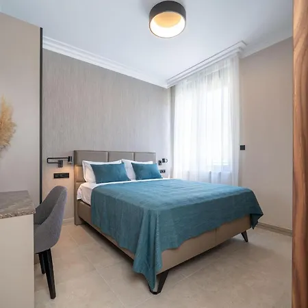 C Group Apartments Kotor Exterior photo
