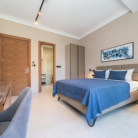 C Group Apartments Kotor Exterior photo