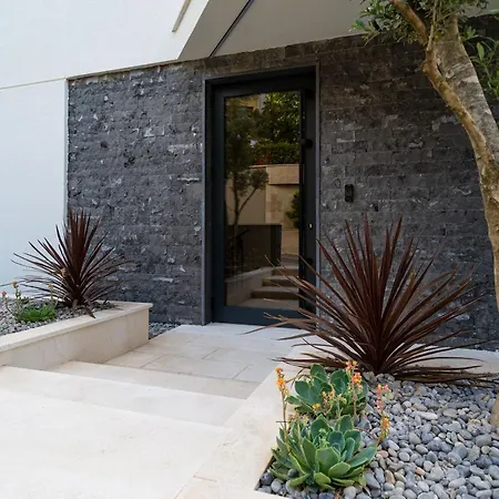 C Group Apartments Kotor Exterior photo