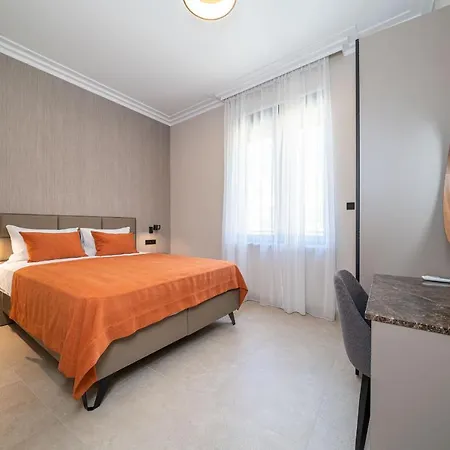 C Group Apartments Kotor Exterior photo